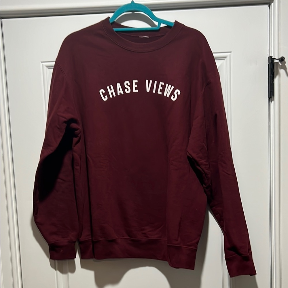 Chase Views Red Crewneck Sweater Size Large